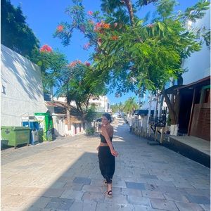 Meet your Posher, Isabella